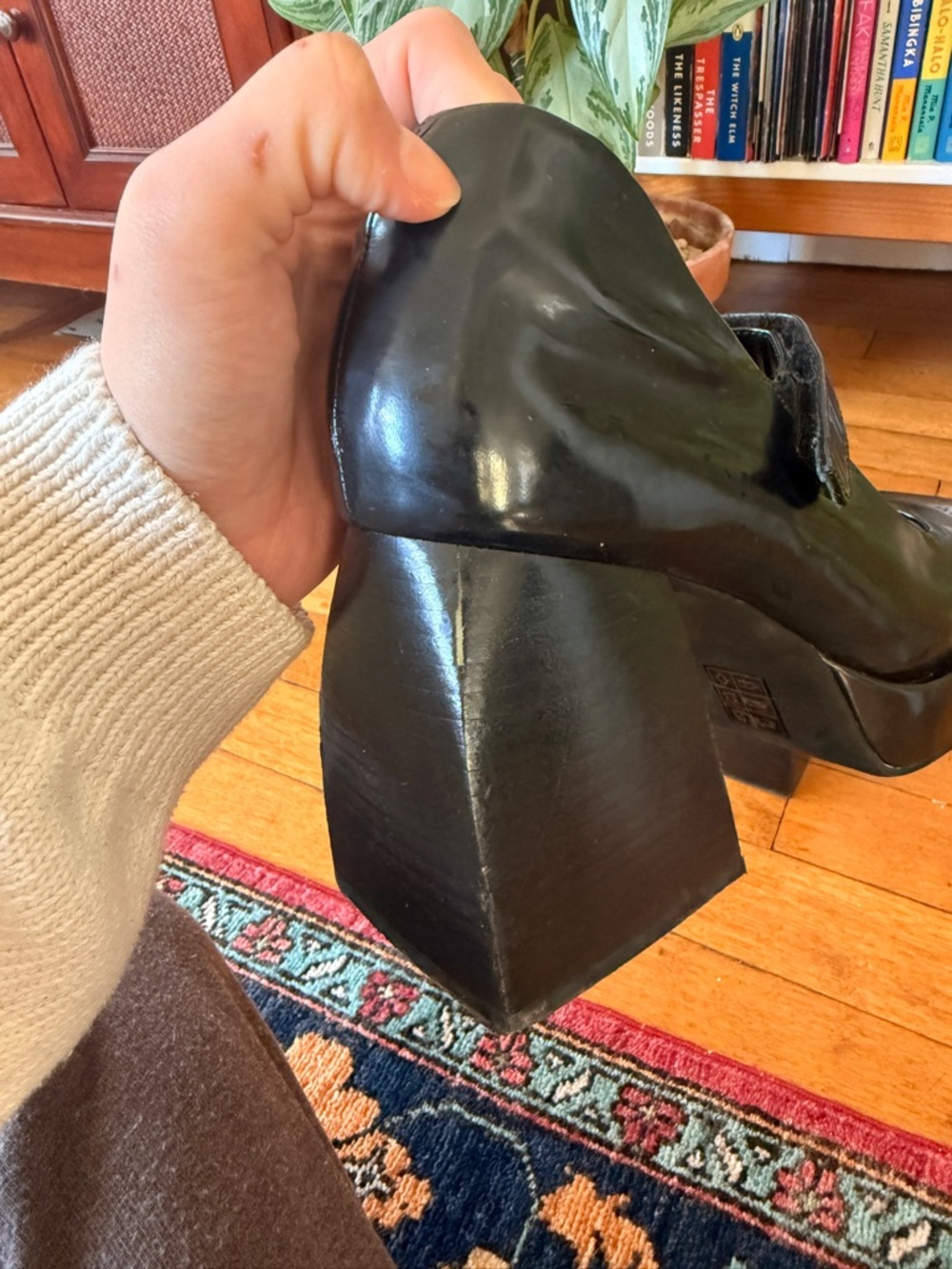 Jeffrey Campbell Black Patent Mary Jane Platform Heels - Picture 7 of 8